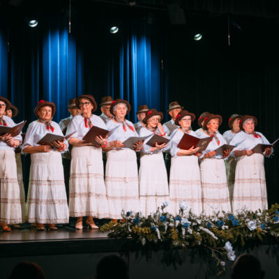 Chór złota Jesień podczas występu